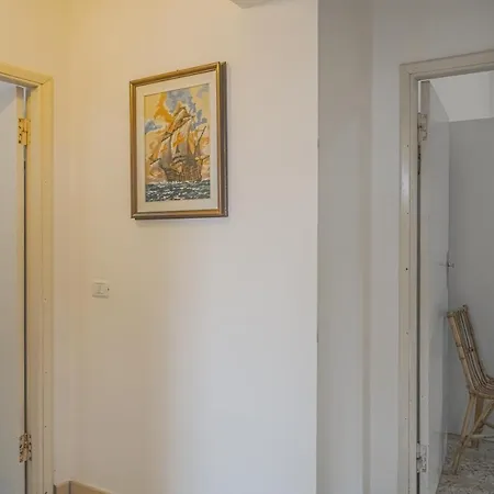 Ariel Vicino La Spiaggia Di Straccoligno Holiday home *