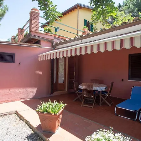 Holiday home Ariel Vicino La Spiaggia Di Straccoligno